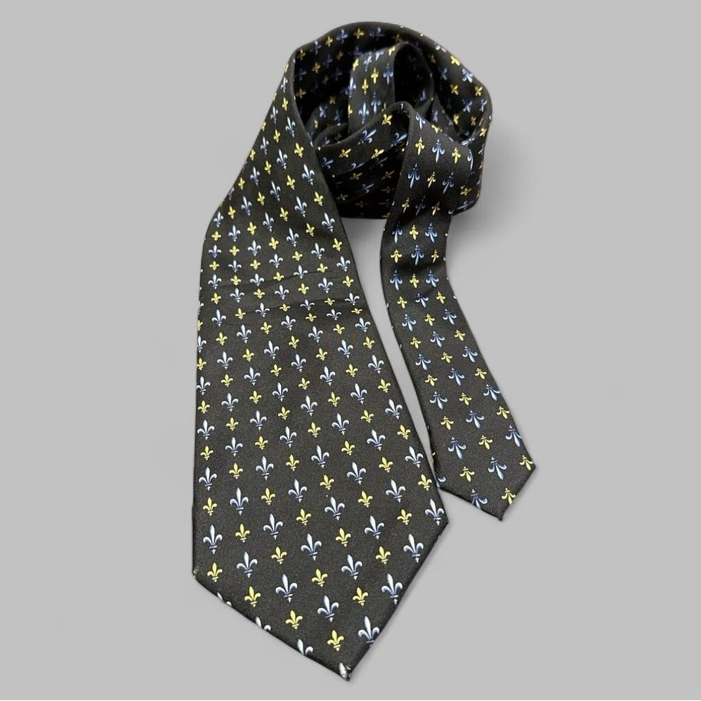 Elegant Black, Yellow and Blue Fleur-de-Lis Tie